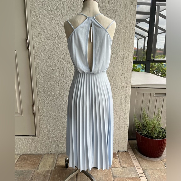 ASOS Light Blue Strappy Midi Dress w/ Pleated Skirt & Cut-out Back Design- sz 4 - Picture 5 of 11